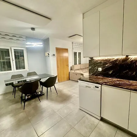 Hermoso Privado En Montebello 度假居 *