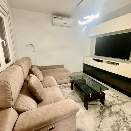 Hermoso Privado En Montebello 克萨达城